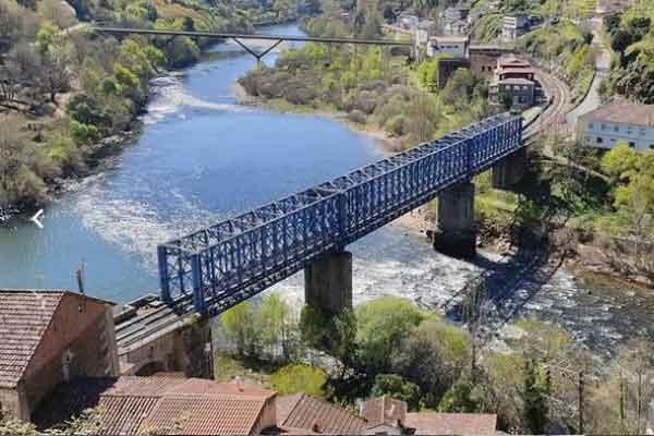 Convensa will completely renew the track in the Monforte de Lemos-Orense section